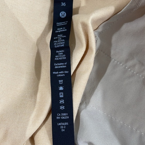 Lululemon Men’s Commission Classic-Fit Short 7" Oxford Prosecco / White Size 36 - Picture 10 of 13